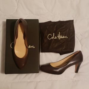Cole Haan Brown leather almond toe pumps, 7.5